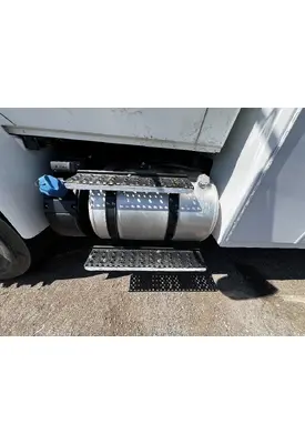 INTERNATIONAL 4400 Fuel Tank