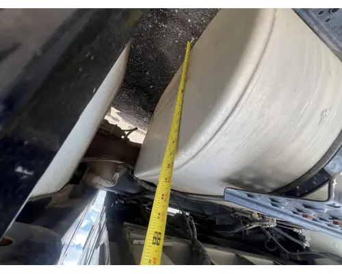 INTERNATIONAL 4400 Fuel Tank