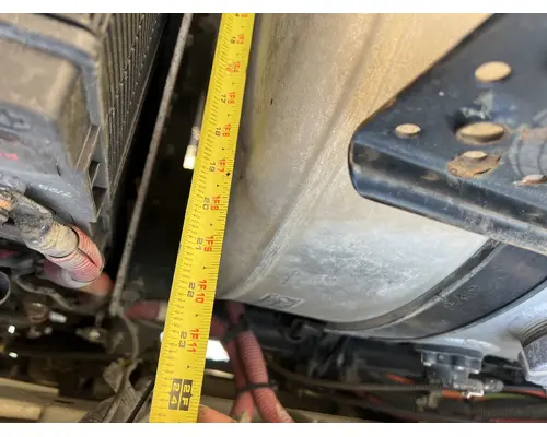 INTERNATIONAL 4400 Fuel Tank