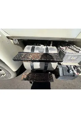 INTERNATIONAL 4400 Fuel Tank