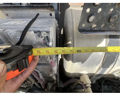 INTERNATIONAL 4400 Fuel Tank