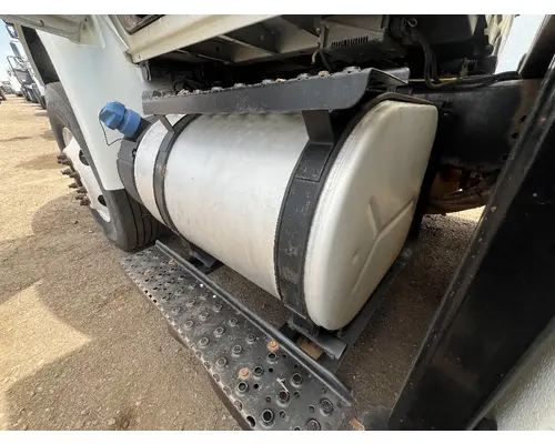INTERNATIONAL 4400 Fuel Tank
