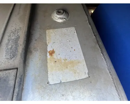 INTERNATIONAL 4400 Fuel Tank