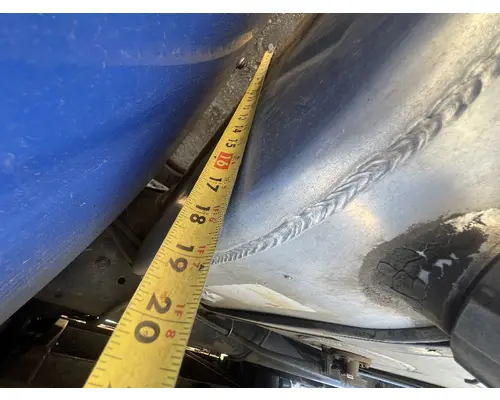 INTERNATIONAL 4400 Fuel Tank