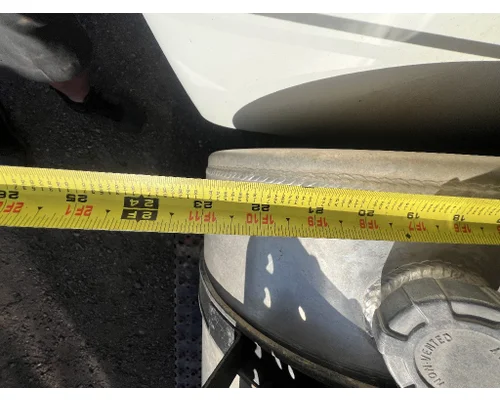 INTERNATIONAL 4400 Fuel Tank