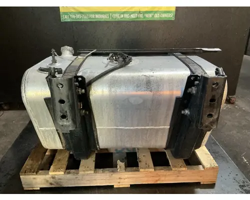 INTERNATIONAL 4400 Fuel Tank