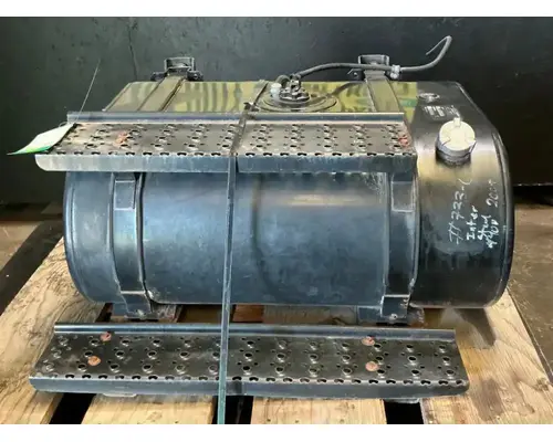 INTERNATIONAL 4400 Fuel Tank