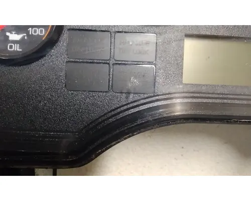 INTERNATIONAL 4400 GAUGE CLUSTER