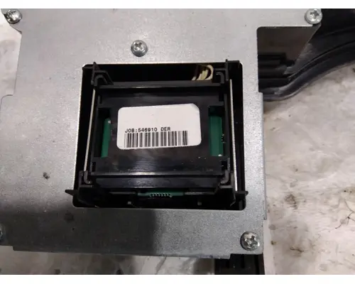 INTERNATIONAL 4400 GAUGE CLUSTER
