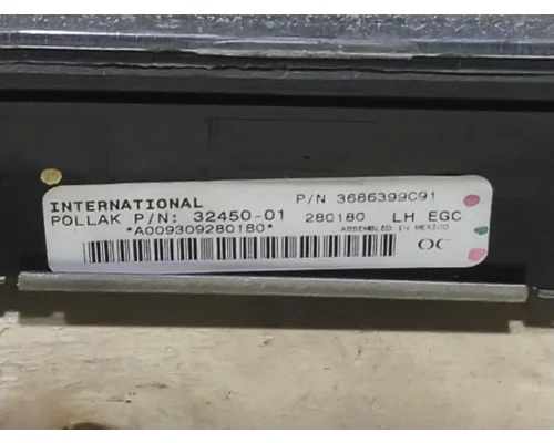INTERNATIONAL 4400 GAUGE CLUSTER