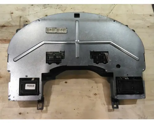 INTERNATIONAL 4400 GAUGE CLUSTER