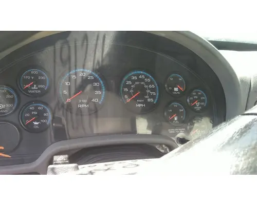INTERNATIONAL 4400 GAUGE CLUSTER