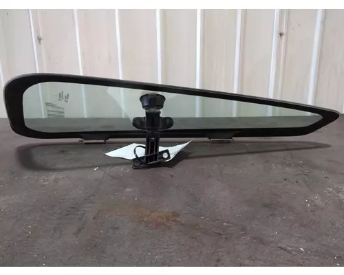 INTERNATIONAL 4400 GLASS, DOOR VENT, FRONT