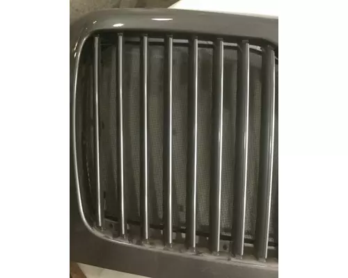 INTERNATIONAL 4400 GRILLE