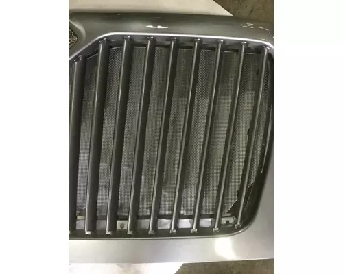 INTERNATIONAL 4400 Grille