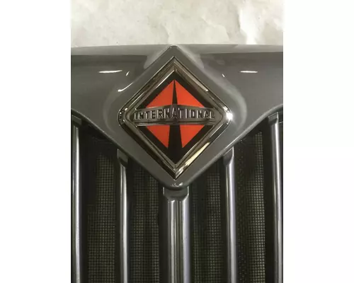 INTERNATIONAL 4400 Grille