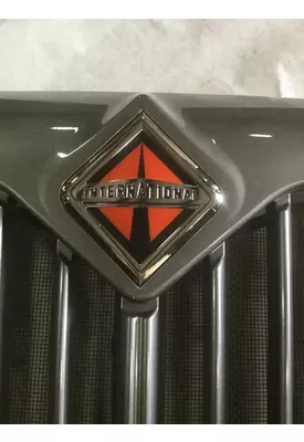 INTERNATIONAL 4400 Grille