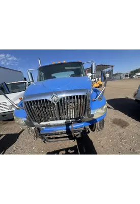 INTERNATIONAL 4400 Grille