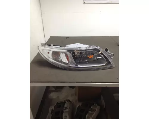 INTERNATIONAL 4400 HEADLAMP ASSEMBLY