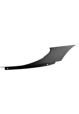 INTERNATIONAL 4400 HOOD, SECTION