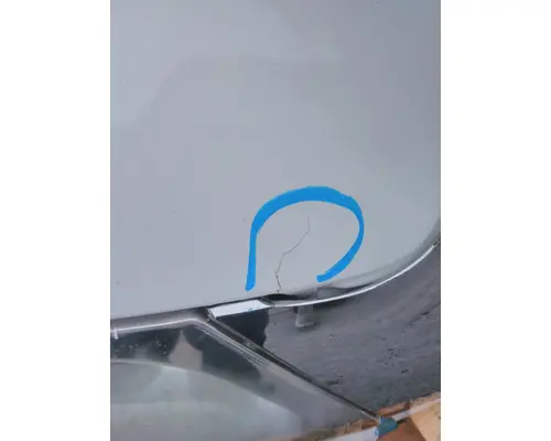 INTERNATIONAL 4400 HOOD