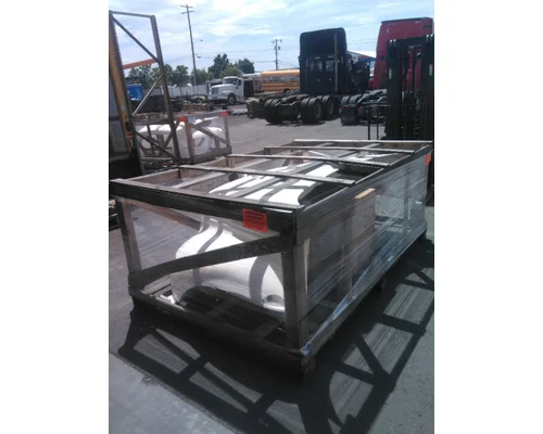 INTERNATIONAL 4400 HOOD