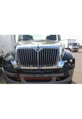 INTERNATIONAL 4400 HOOD