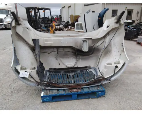 INTERNATIONAL 4400 HOOD