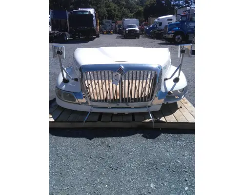 INTERNATIONAL 4400 HOOD
