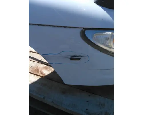 INTERNATIONAL 4400 HOOD