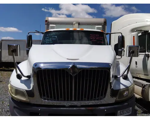 INTERNATIONAL 4400 HOOD