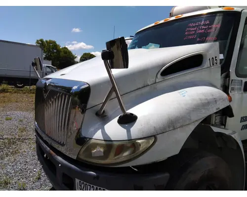 INTERNATIONAL 4400 HOOD
