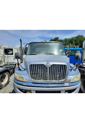 INTERNATIONAL 4400 HOOD