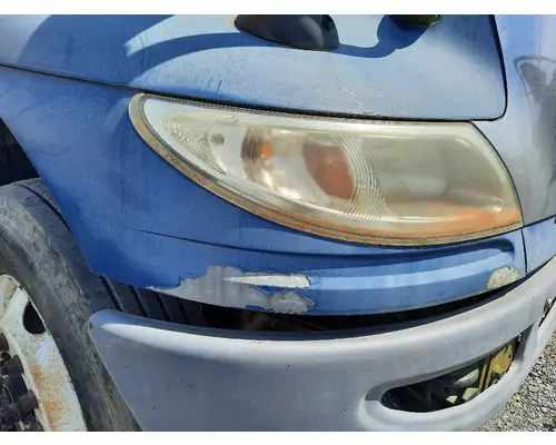 INTERNATIONAL 4400 HOOD