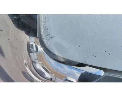 INTERNATIONAL 4400 HOOD