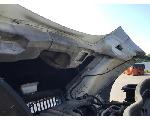 INTERNATIONAL 4400 HOOD