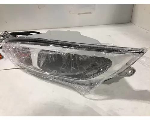 INTERNATIONAL 4400 Headlamp Assembly