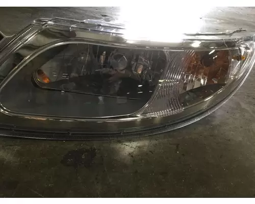 INTERNATIONAL 4400 Headlamp Assembly