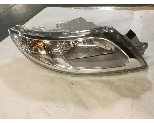 INTERNATIONAL 4400 Headlamp Assembly