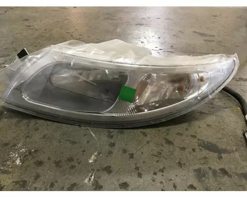 INTERNATIONAL 4400 Headlamp Assembly