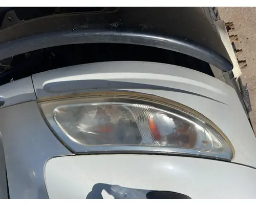 INTERNATIONAL 4400 Headlamp Assembly
