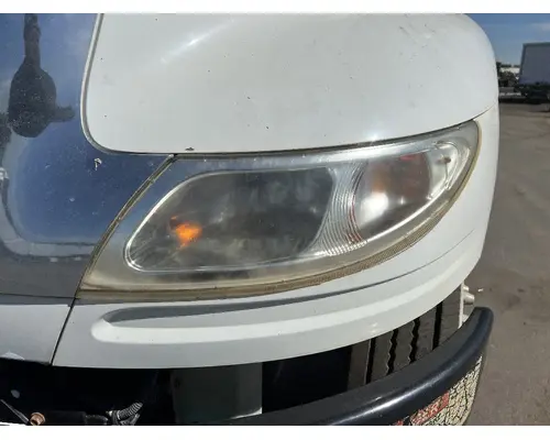 INTERNATIONAL 4400 Headlamp Assembly