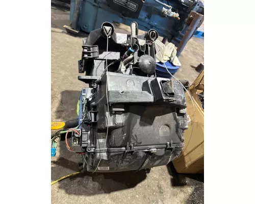 INTERNATIONAL 4400 Heater Assembly