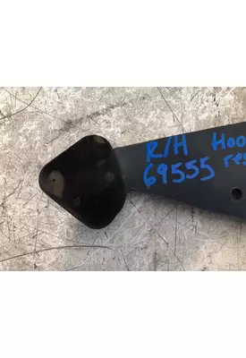 INTERNATIONAL 4400 Hood Hinge