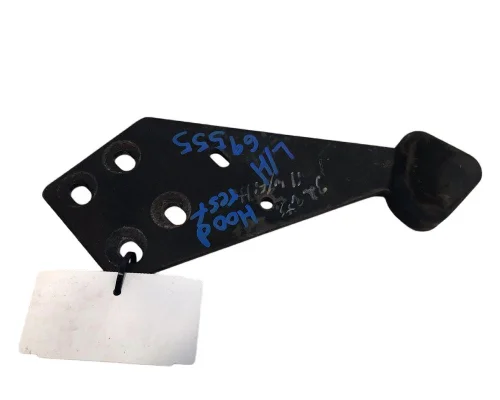 INTERNATIONAL 4400 Hood Hinge