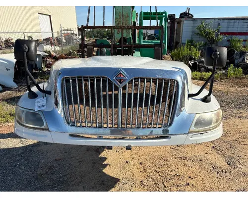 INTERNATIONAL 4400 Hood