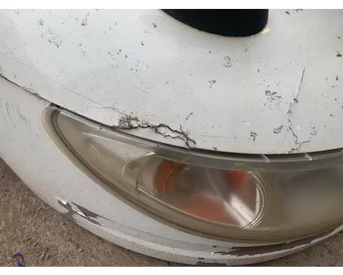 INTERNATIONAL 4400 Hood