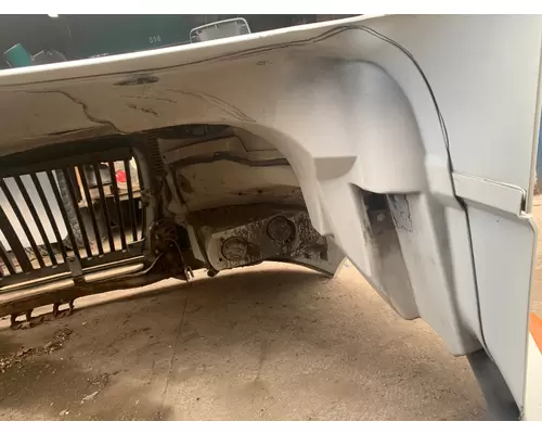 INTERNATIONAL 4400 Hood