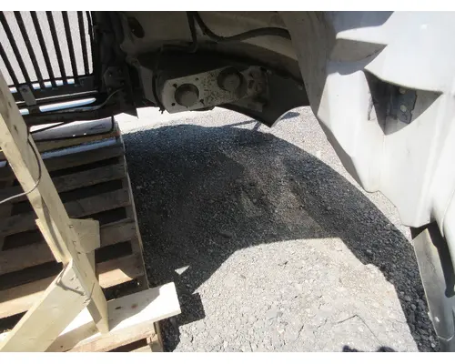 INTERNATIONAL 4400 Hood