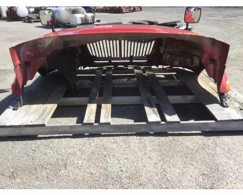 INTERNATIONAL 4400 Hood